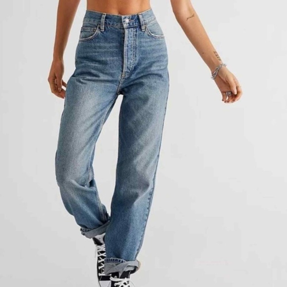 We The Free Lasso Straight Button‎ Fly Jeans in Back Road Blue Size 32 New!!